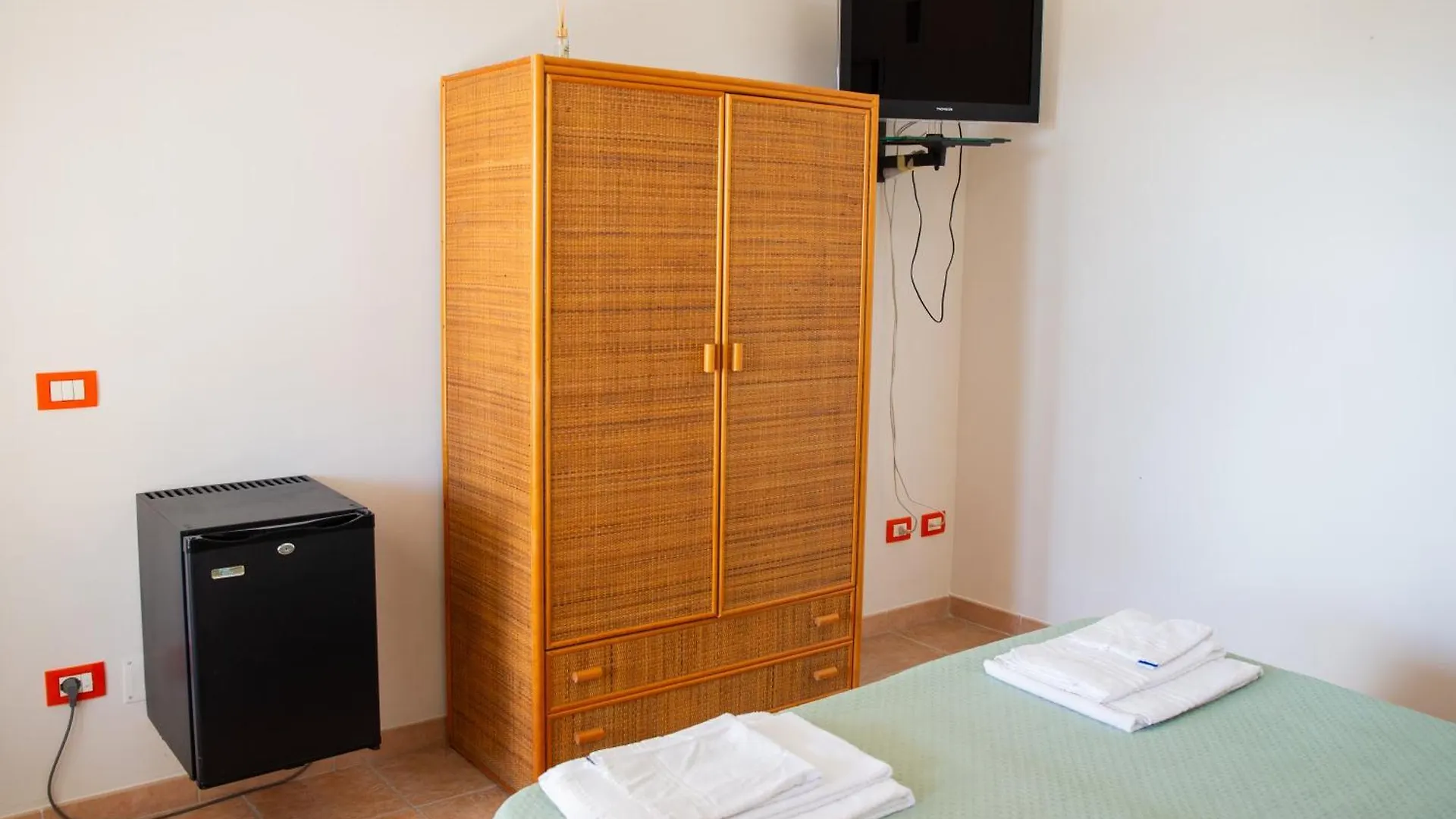 Falco In Pietra Palma di Montechiaro Bed & Breakfast